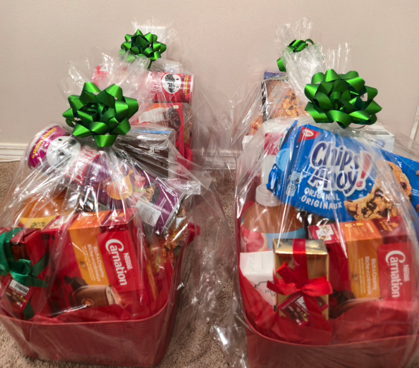 Holiday Gift Basket - Festive, Thoughtful & Ready to Delight 🎁✨