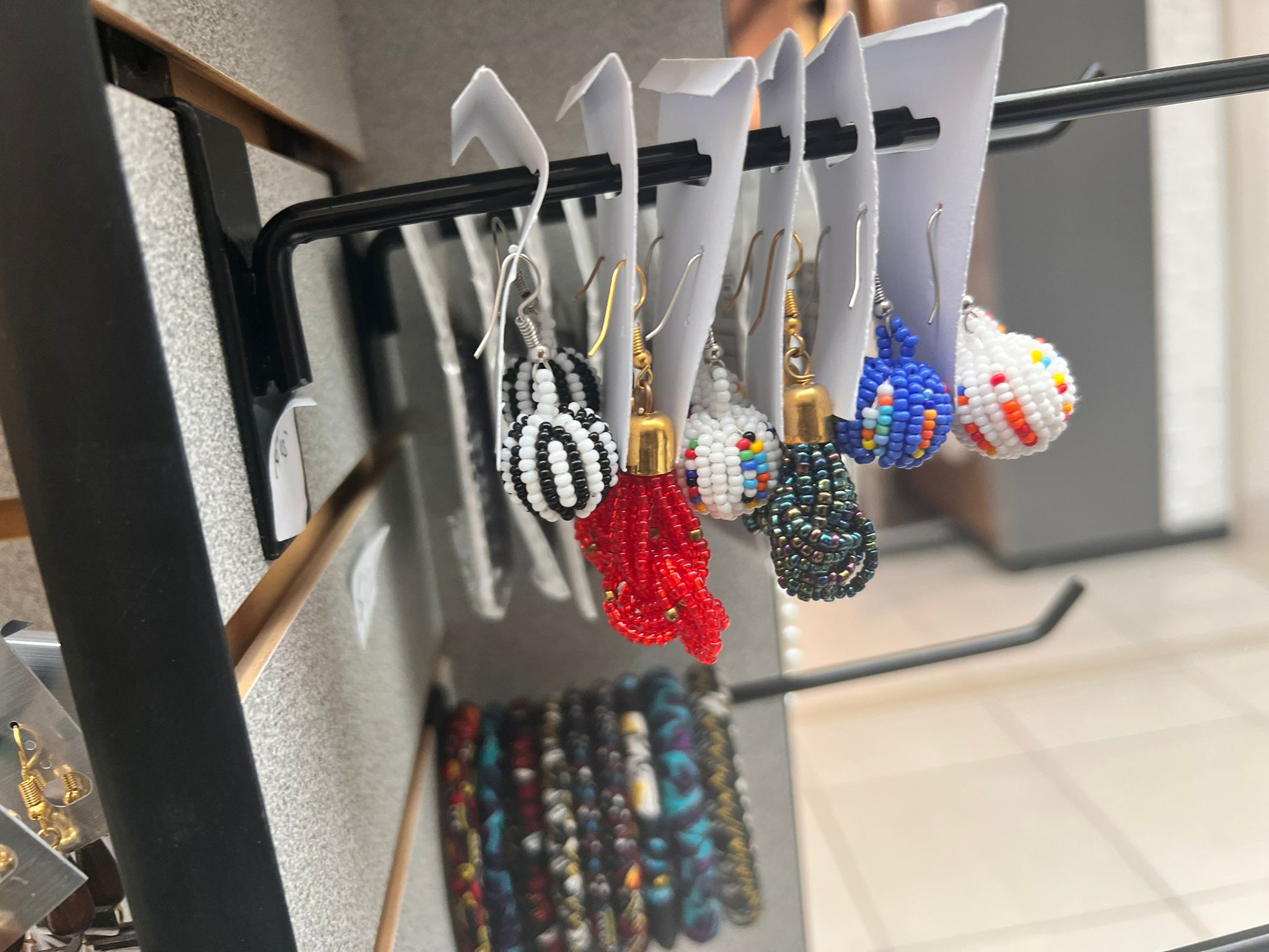 Beaded small earrings