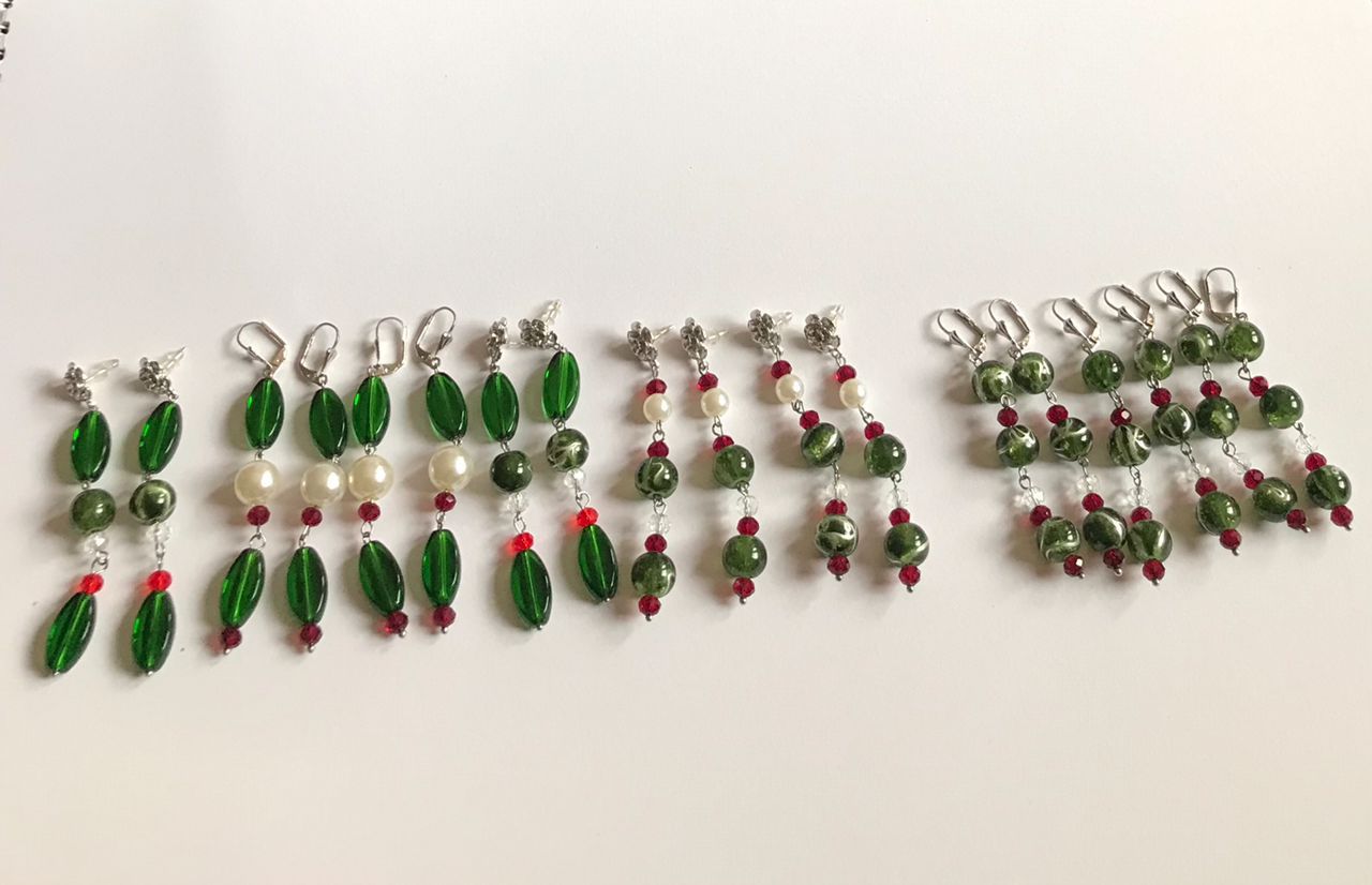 Beaded Christmas earrings – Festive Sparkle in Every Detail 🎄✨